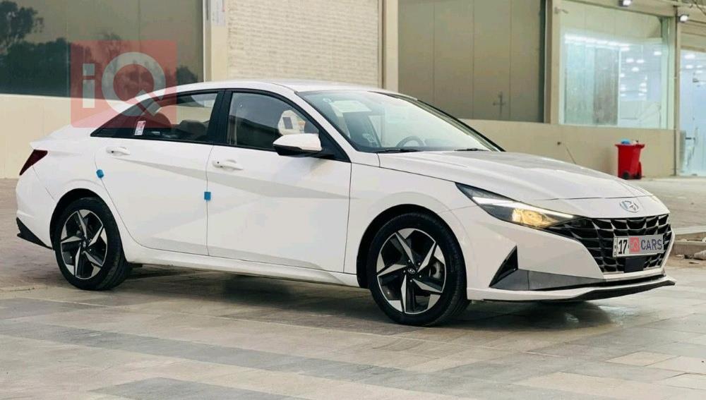 هیوندای ئەلەنترا